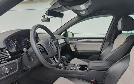 Volkswagen Touareg III, 2017 год, 2 850 000 рублей, 20 фотография