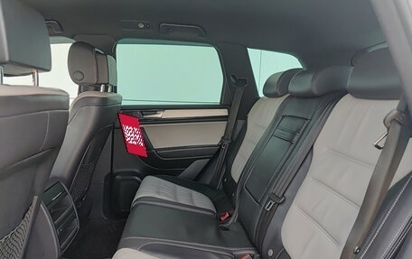 Volkswagen Touareg III, 2017 год, 2 850 000 рублей, 16 фотография