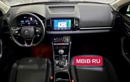 Skoda Karoq I, 2023 год, 2 060 000 рублей, 11 фотография