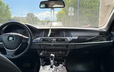BMW 5 серия, 2013 год, 1 890 000 рублей, 6 фотография