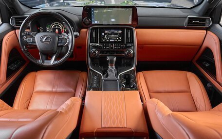 Lexus LX, 2023 год, 17 000 000 рублей, 12 фотография