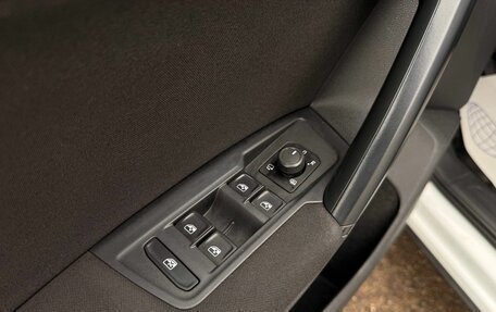 Volkswagen Tiguan II, 2020 год, 2 650 000 рублей, 17 фотография
