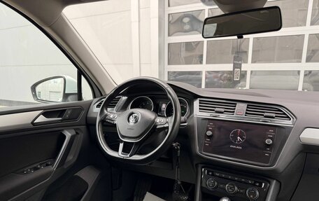 Volkswagen Tiguan II, 2020 год, 2 650 000 рублей, 13 фотография
