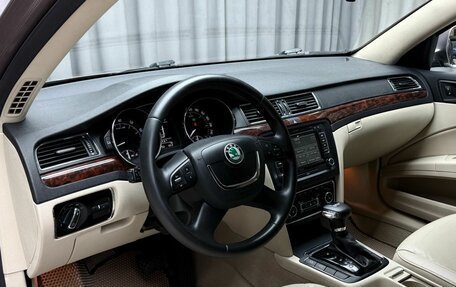 Skoda Superb III рестайлинг, 2011 год, 1 279 000 рублей, 10 фотография