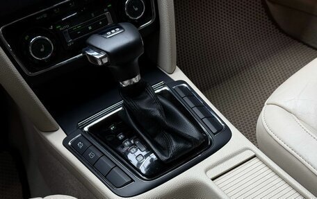 Skoda Superb III рестайлинг, 2011 год, 1 279 000 рублей, 18 фотография