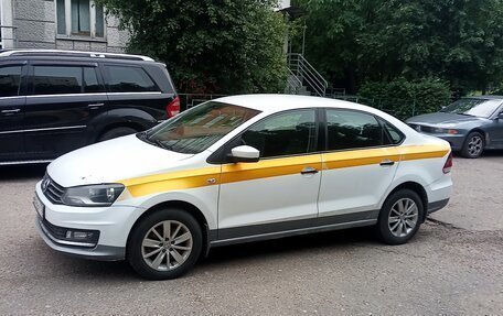 Volkswagen Polo VI (EU Market), 2015 год, 550 000 рублей, 5 фотография