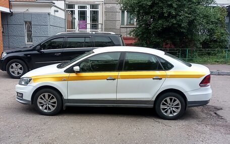 Volkswagen Polo VI (EU Market), 2015 год, 550 000 рублей, 4 фотография