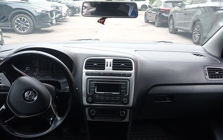 Volkswagen Polo VI (EU Market), 2015 год, 550 000 рублей, 6 фотография