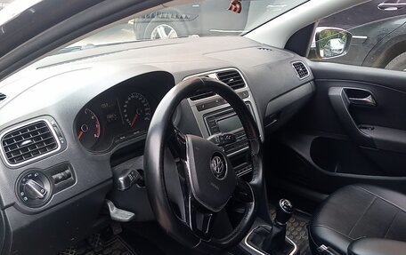 Volkswagen Polo VI (EU Market), 2015 год, 550 000 рублей, 7 фотография