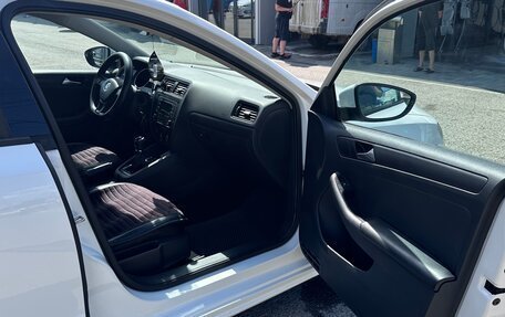 Volkswagen Jetta VI, 2015 год, 1 200 000 рублей, 17 фотография