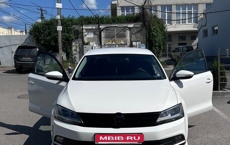 Volkswagen Jetta VI, 2015 год, 1 200 000 рублей, 10 фотография