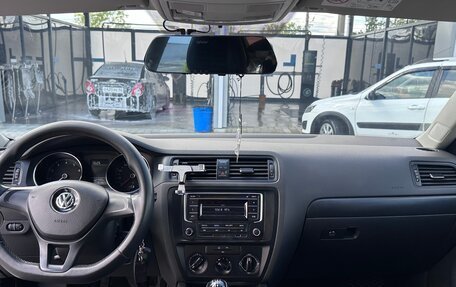 Volkswagen Jetta VI, 2015 год, 1 200 000 рублей, 23 фотография