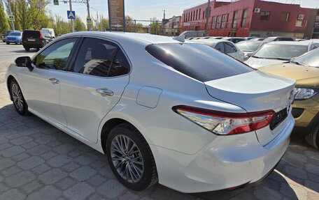 Toyota Camry, 2018 год, 2 899 900 рублей, 6 фотография