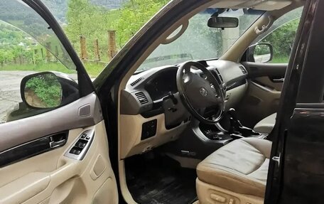Toyota Land Cruiser Prado 120 рестайлинг, 2008 год, 2 300 000 рублей, 10 фотография