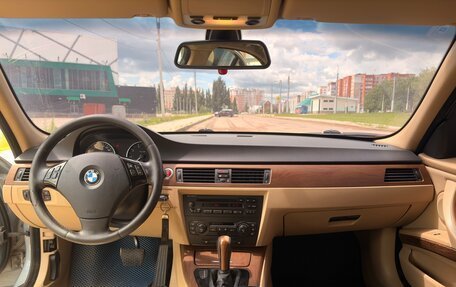 BMW 3 серия, 2005 год, 700 000 рублей, 15 фотография