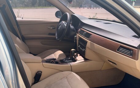 BMW 3 серия, 2005 год, 700 000 рублей, 12 фотография