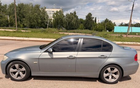 BMW 3 серия, 2005 год, 700 000 рублей, 3 фотография
