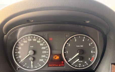 BMW 3 серия, 2005 год, 700 000 рублей, 14 фотография