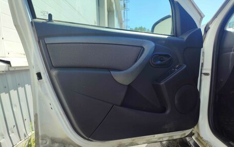 Renault Duster I рестайлинг, 2015 год, 750 000 рублей, 11 фотография