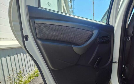 Renault Duster I рестайлинг, 2015 год, 750 000 рублей, 15 фотография