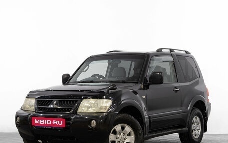 Mitsubishi Pajero III рестайлинг, 2003 год, 1 099 000 рублей, 4 фотография