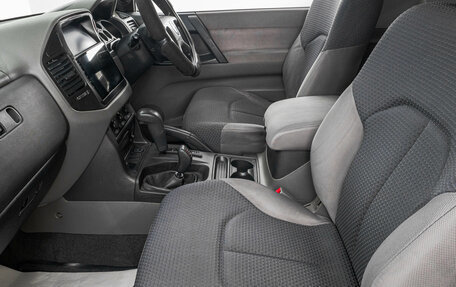 Mitsubishi Pajero III рестайлинг, 2003 год, 1 099 000 рублей, 21 фотография
