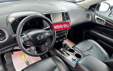 Nissan Pathfinder, 2015 год, 1 795 000 рублей, 10 фотография
