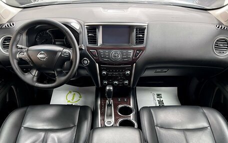 Nissan Pathfinder, 2015 год, 1 795 000 рублей, 13 фотография