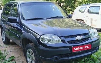Chevrolet Niva I рестайлинг, 2018 год, 810 000 рублей, 1 фотография