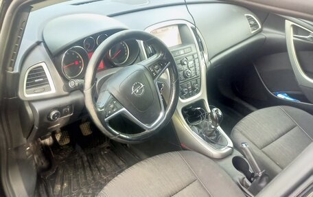 Opel Astra J, 2011 год, 600 000 рублей, 9 фотография