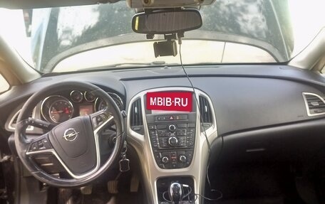 Opel Astra J, 2011 год, 600 000 рублей, 6 фотография