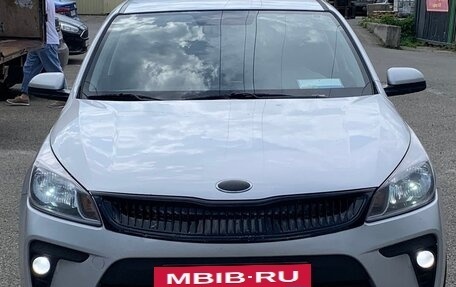 KIA Rio IV, 2017 год, 1 390 000 рублей, 2 фотография