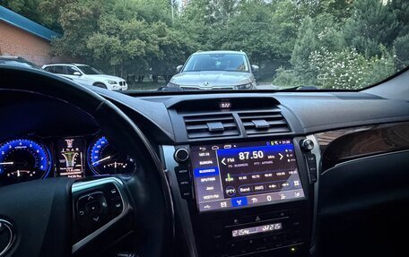 Toyota Camry, 2017 год, 2 350 000 рублей, 11 фотография