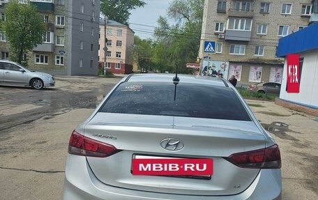 Hyundai Solaris II рестайлинг, 2018 год, 950 000 рублей, 2 фотография