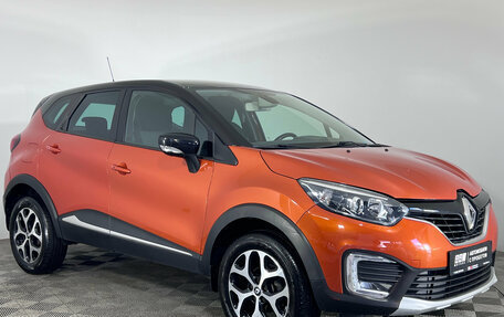 Renault Kaptur I рестайлинг, 2017 год, 1 220 000 рублей, 3 фотография