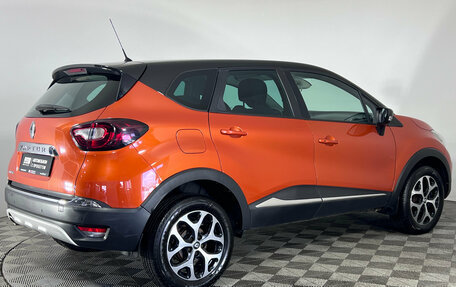 Renault Kaptur I рестайлинг, 2017 год, 1 220 000 рублей, 6 фотография