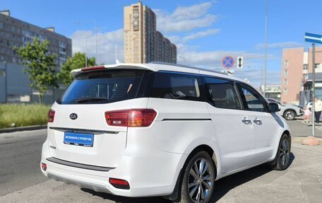 KIA Carnival III, 2018 год, 2 900 000 рублей, 4 фотография