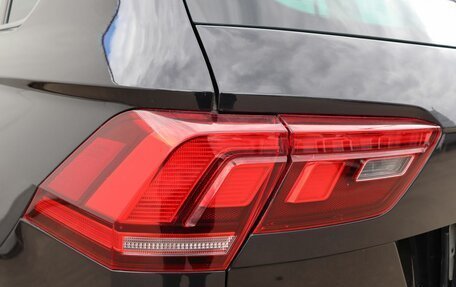 Volkswagen Tiguan II, 2018 год, 2 625 000 рублей, 23 фотография