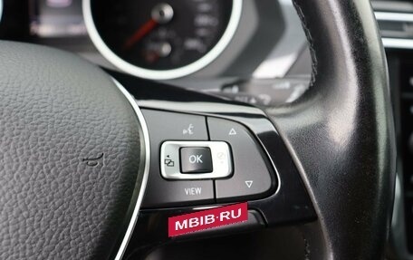 Volkswagen Tiguan II, 2018 год, 2 625 000 рублей, 16 фотография