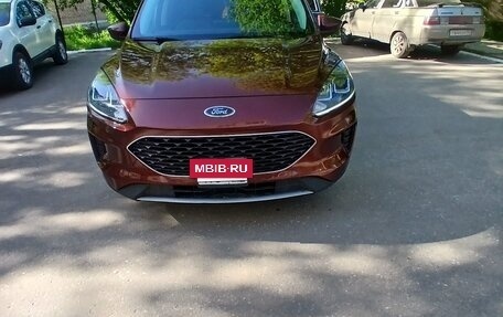 Ford Escape, 2021 год, 1 800 000 рублей, 6 фотография