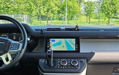 Land Rover Defender II, 2021 год, 7 070 000 рублей, 10 фотография