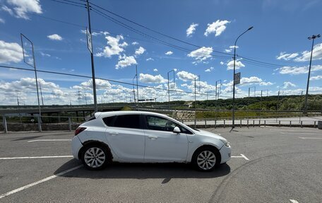 Opel Astra J, 2011 год, 370 000 рублей, 2 фотография