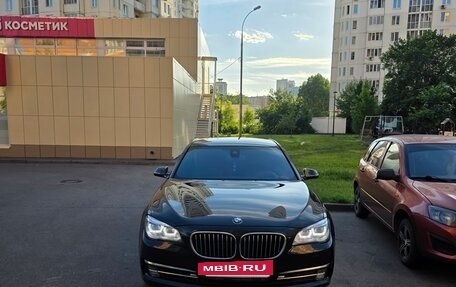 BMW 7 серия, 2012 год, 1 740 000 рублей, 4 фотография