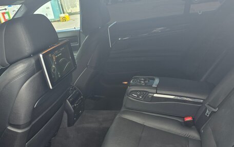 BMW 7 серия, 2012 год, 1 740 000 рублей, 16 фотография