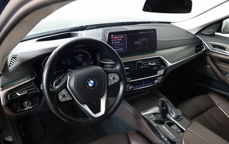 BMW 5 серия, 2020 год, 4 890 000 рублей, 12 фотография