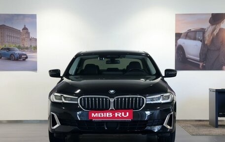 BMW 5 серия, 2020 год, 4 890 000 рублей, 2 фотография