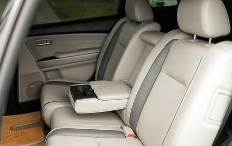 Mazda CX-9 I рестайлинг, 2008 год, 750 000 рублей, 13 фотография