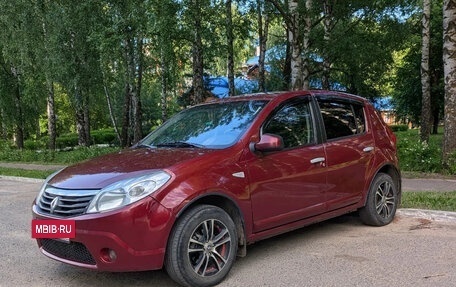 Renault Sandero I, 2012 год, 500 000 рублей, 2 фотография
