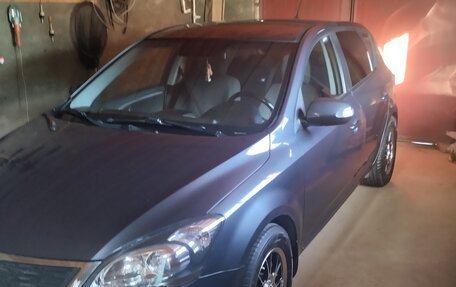 KIA cee'd I рестайлинг, 2011 год, 750 000 рублей, 15 фотография