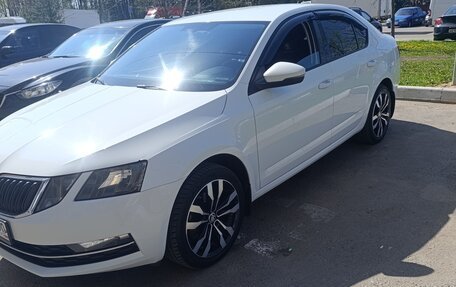 Skoda Octavia, 2018 год, 1 690 000 рублей, 4 фотография